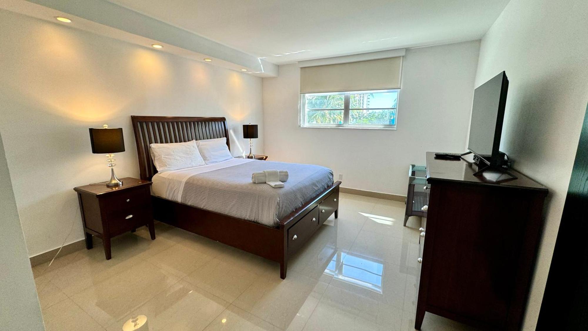 Sunny Isles, Beach Life! Parking Included Miami Beach Esterno foto